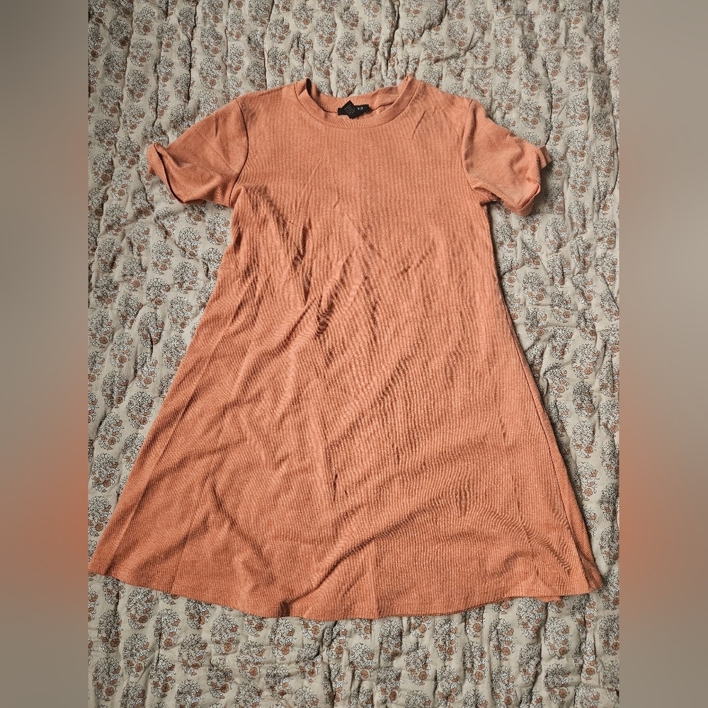 Casual Ribbed T-Shirt Dress in Rust